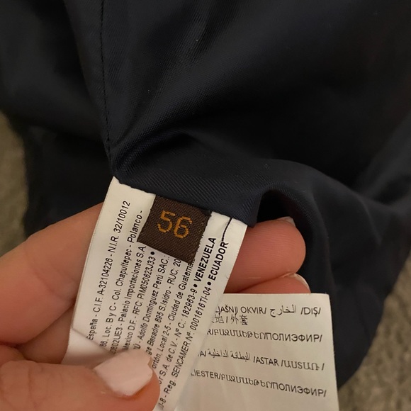 Mens winter coat , euro size 56 , fits large . Adolfo Domínguez - Picture 4 of 4